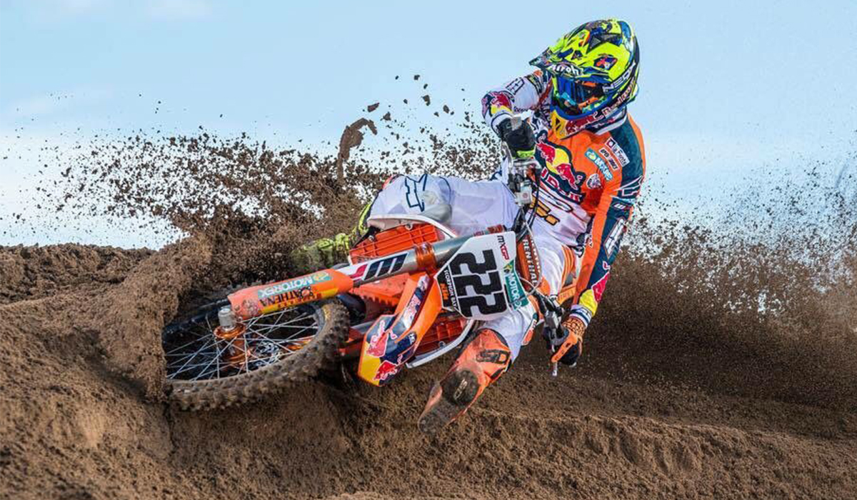 1 Top 10 Essential Dirt Bike Riding Tips And Techniques